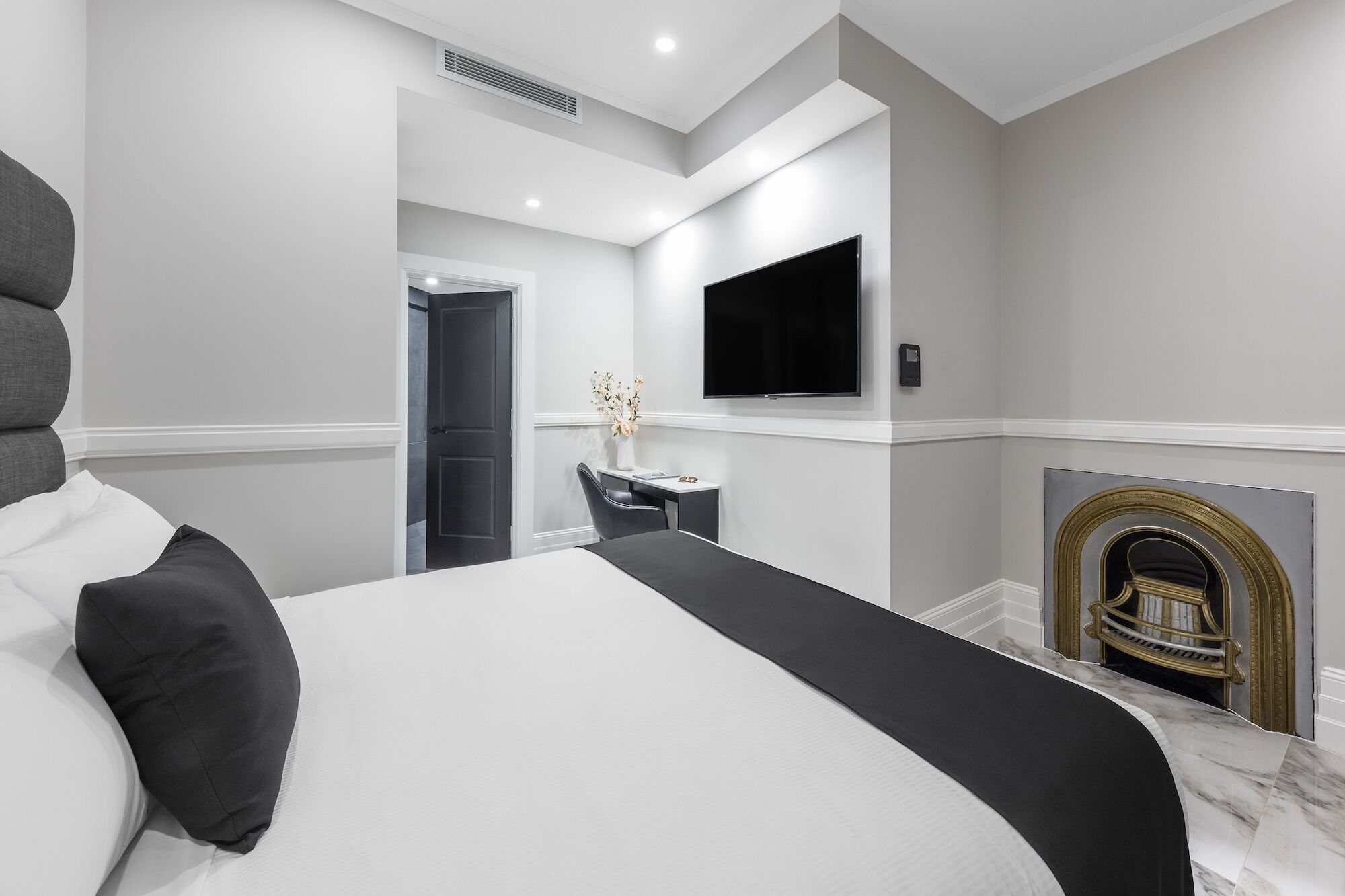 Holiday Inn & Suites - Parramatta Marsden Street By Ihg Sydney Exterior foto